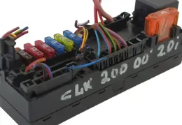 501411 блок предохранителей Mercedes-Benz CLK A208 C208
