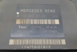 NR1811 блок управления двигателем Mercedes-Benz C W202 1993