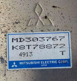 MD303767 блок управления ECU Mitsubishi Pajero 1995