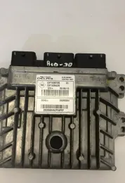 237103942R блок управління ECU Nissan NV200 2010