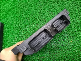 3392058JJ0 блок управления двигателем Suzuki