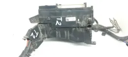 5883R0A1 блок запобіжників Toyota Avensis T270 2011