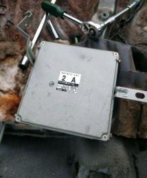 23710VB304 блок управления ECU Nissan Patrol Y61 1999