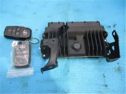896615CE10 блок управления двигателем Toyota Sienta