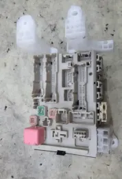 8273005J90 Fuse box control unit Toyota Avensis T270 2015