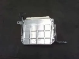 8966144760 блок управления двигателем Toyota Isis