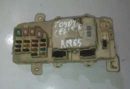 64400211 блок запобіжників Toyota Celica T200 1995