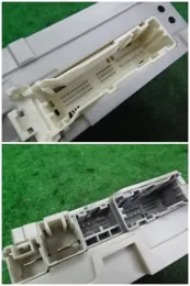 8273050F10 блок запобіжників до Lexus