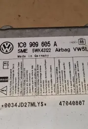 47040807G блок управления AirBag (SRS) Volkswagen Transporter - Caravelle T5 2008