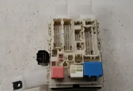 827300F090 Fuse box control unit Toyota Verso 2010