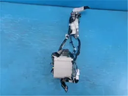 8273058322 Toyota Alphard fuse control box