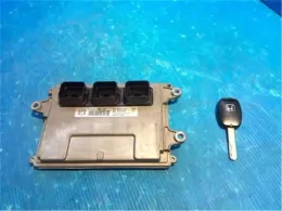 37820RWRJ81 блок управления двигателем Honda Stream