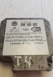 27970515 блок управления AirBag (SRS) Volkswagen PASSAT B7 2012
