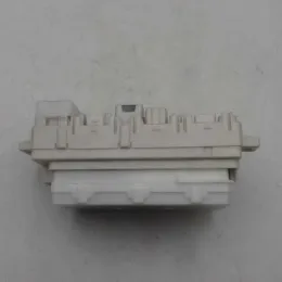 8637B317 блок предохранителей Mitsubishi