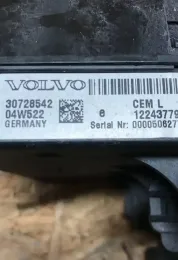 04W522 блок предохранителей Volvo V70 2007