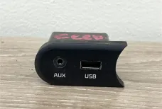 Блок AUX USB Kia Ceed 2 2012-2018