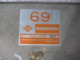2371095L17 блок управления двигателем Nissan