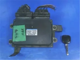 1ADE18881 блок управления двигателем Mazda Carol