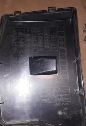 8266205240 Fuse box control unit Toyota Avensis T270 2012