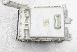 827300D120A Fuse box control unit Toyota Auris 150 2009