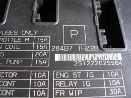 284B71HZ2B блок предохранителей Nissan Note