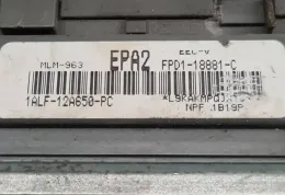 FPD118881C блок управління ECU Mazda 626 2000