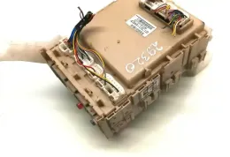 827300F330 Fuse box control unit Toyota Verso 2015