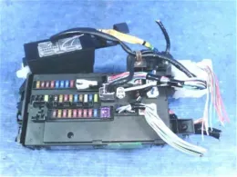 82600B2A60 Daihatsu Mira, es fuse control box