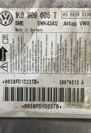 30070513A блок управления AirBag (SRS) Volkswagen Golf V 2008