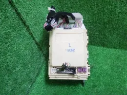 8273058022 Toyota Alphard fuse control box