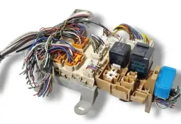 8273120030 Fuse box control unit Toyota Celica T200 1995