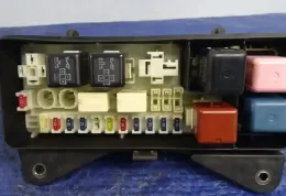8267228070 Fuse box control unit Toyota Previa (XR30 XR40) II 2005