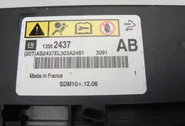 M1383 блок управління AirBag (SRS) Opel Astra J 2012