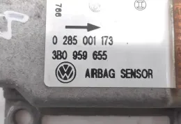 003AV001HZV блок управления AirBag (SRS) Volkswagen PASSAT B5 1998