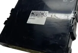 MB1028500950 блок управления AirBag (SRS) Toyota Avensis T270 2011