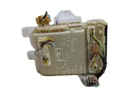 5F071558 блок запобіжників Toyota Prius (XW20) 2005