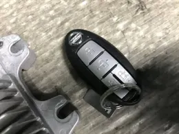 285E35TA4A блок управления двигателем Nissan Serena