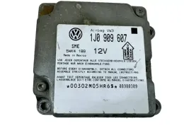 00302MO5HR6 блок управління AirBag (SRS) Volkswagen PASSAT B5 2000