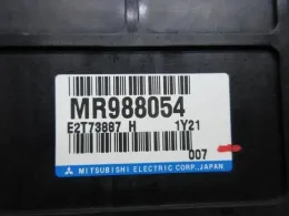 MR988054 блок управления двигателем Mitsubishi Townbox
