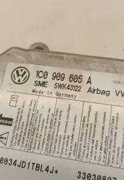 33030807 блок управления AirBag (SRS) Volkswagen Transporter - Caravelle T5 2007