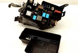 8211248060 Fuse box control unit Toyota RAV 4 (XA40) 2018