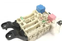 8273005350 Fuse box control unit Toyota Avensis T270 2009