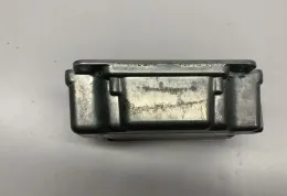68233020AA блок управління AirBag (SRS) Fiat 500 2015