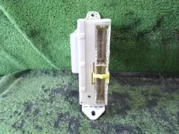 8273022191 Toyota Mark, x fuse control box