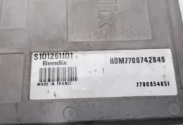 S101261101D блок управління ECU Renault 19