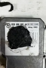 49070403F блок управління AirBag (SRS) Volkswagen Caddy 2005