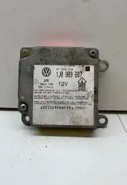 33980311 блок управления AirBag (SRS) Volkswagen PASSAT B5 1999