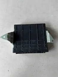 MR560825 блок управления двигателем Mitsubishi