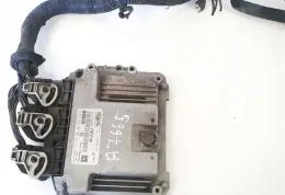 Блок управления ECU 7M51-12A650-UA ecu ford focus 0281012487