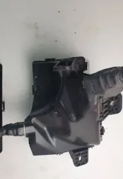 821150DQ21A Fuse box control unit Toyota Yaris 2016